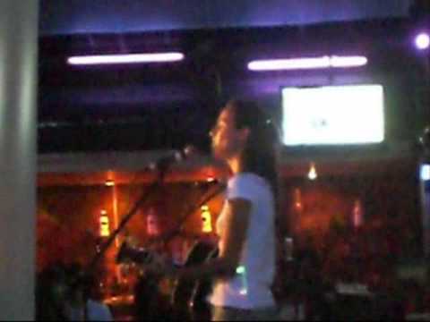 Ana Free sings Save Tonight (Festival Termometro)