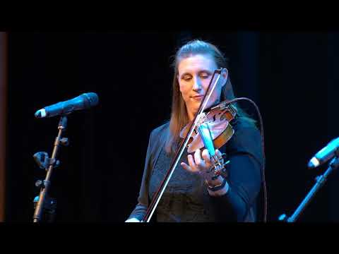 Sionna Jigs - Cat in the Corner/An Poirt Ard/Kerfunken