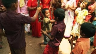 Ritual Dance by Children - Kodungalloor Bharani Festival, Thrissur 