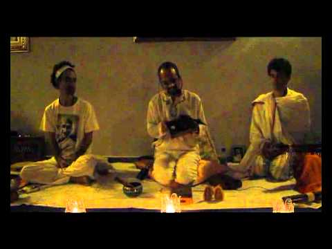 CHANDRA LACOMBE no RIO - 02 - Apresentação da Kalimba