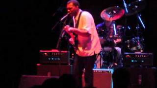 Robert Cray Live 2011 Sittin' on Top of the World!