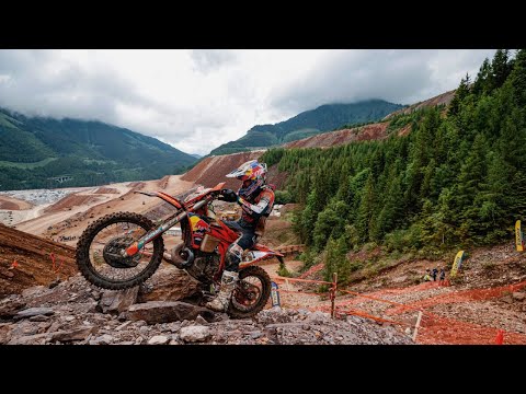 Mani Lettenbichler showing incredible skill as he navigates the tough rocks at Dynamite!