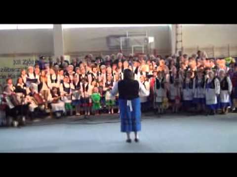 "Zemia rodnô" w wykonaniu chórów zrzeszonych w Radzie Chórów Kaszubskich, Gniewino 2 maja 2014