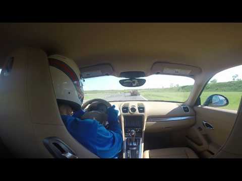 Porsche Cayman S (PDK) 981 2014 VS Alfa Romeo 4C