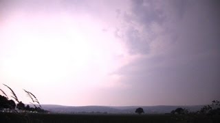 preview picture of video 'Wetterleuchten eines Gewitter am 19.06.13 (Zusammenschnitt einiger Blitze)'