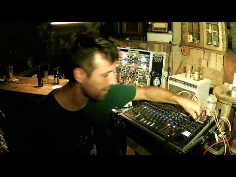 Logic L.F.O aLive Act - La Papette 178 - Eurorack Modular - Electric Techno Improvisation