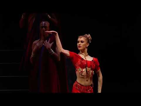 Marianela Nuñez - Gamzatti Temple Variation (La Bayadere, Royal Ballet)