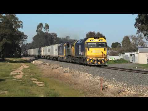 BL33-XR559-8140 on 7901V departing Maryborough.  01-08-20.   09.35.45.