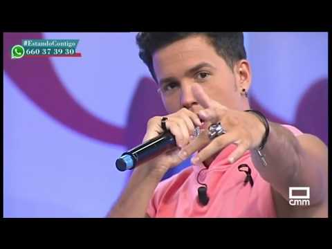 Entrevista y actuación de Martín Sangar, "Me enamoré"