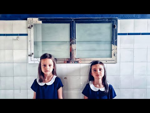 KONIEC ŚWIATA - Divadlo [OFFICIAL VIDEO]