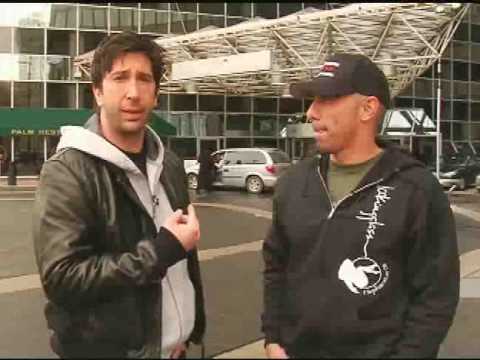 24/7 Chicago interviews David Schwimmer