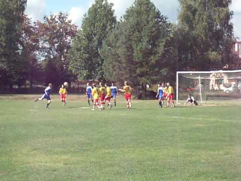 Mecz juniorów Start Brzóza Stadnicka - Błękit Żołynia (rzut wolny)