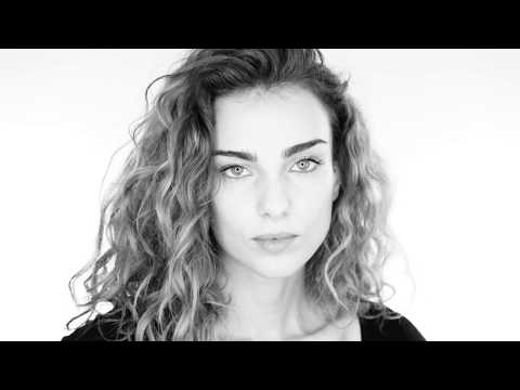 Model Moments: Dalia Savic | FORD Models