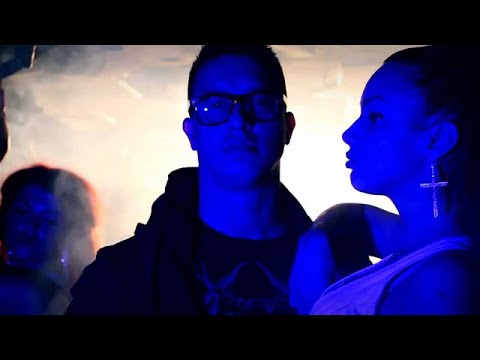 DANI PRINTUL BANATULUI - BOXELE SA FACA BUM BUM (Oficial )