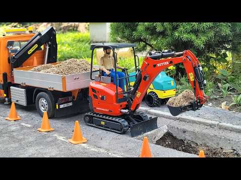 Pipe reparation on the road, RC Wheeled excavator Liebherr A918, Suction Truck ErneFant, Kubota U17