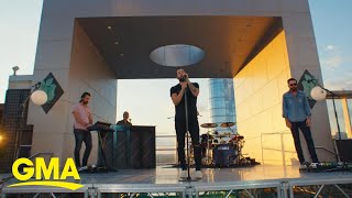 Old Dominion performs their heart-breaking hit song ‘Some People Do’ | GMA