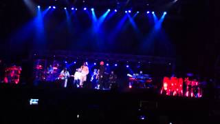 Earth Wind and Fire -After the love is gone feat Mario Biondi - Milano 23/7/2013