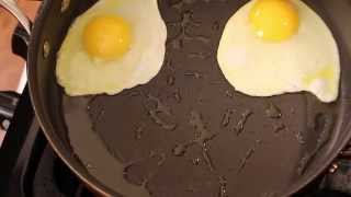 How To Make A Basic Fried Eggs-Kids Friendly/Young Chef