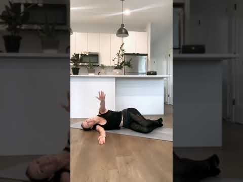 Elizabeth Lamont, First Soloist with Canada’s Royal Winnipeg Ballet, Pilates and Floor Barre Workout