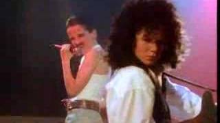 Videoklip: Queen - The Miracle s textom piesne Videoklip Queen - The Miracle s textom piesne