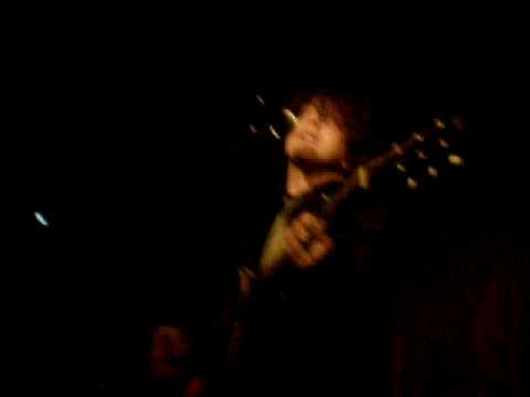 L.P. Cling To Me LIVE!!