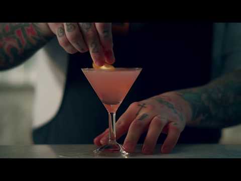 How to make an Absolut Cosmopolitan Cocktail | Recipe