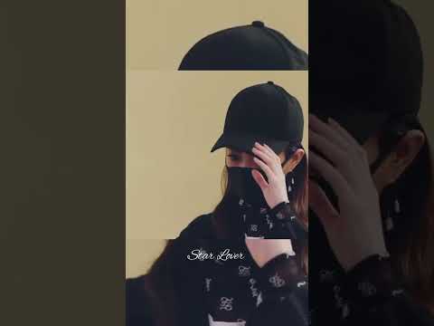 Love scenery lift kissing scene😘😘