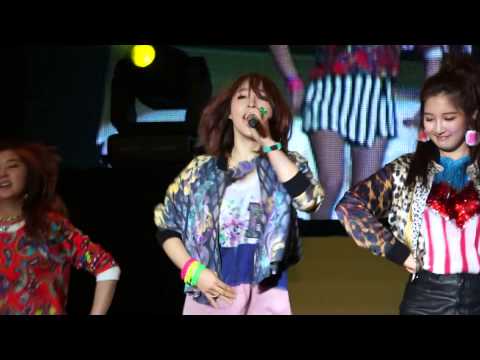 140208 24/7 @ 4minute showcase in hong kong