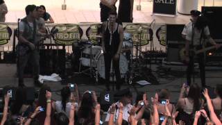 Hot Chelle Rae performs Teenage Dream at Emerald Square Mall