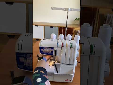 Elna Elina Pro overlocker demonstration