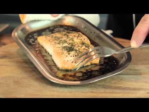 How to Bake Salmon in the Oven : Making Meals Delicious