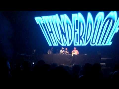 Lenny Dee & Rob Gee @ Thunderdome: The Final Exam (15/12/12) 16/17