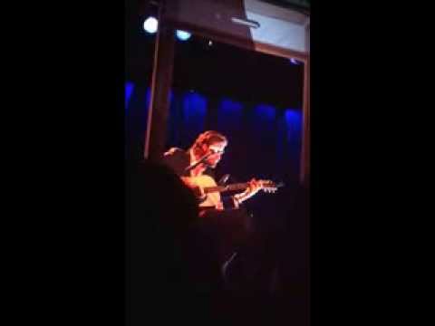 Father John Misty booed for being a "Dodgers fan"