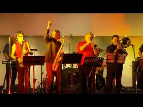 Howie Casey and Tim Armstrong's tribute to Wings New Zealand March 2014