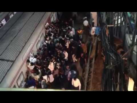 download lagu mp3 mp4 Virar Train Time, download lagu Virar Train Time gratis, unduh video klip Virar Train Time