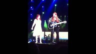 The Judds -- Cry Myself To Sleep LIVE