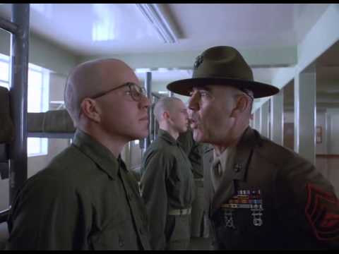 Full Métal Jacket. Scène de la présentation du Sergent Hartman