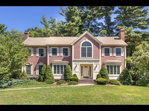 8 Liberty Lane, North Reading MA - Geralyn Farrelly - Tel 978-866-8658