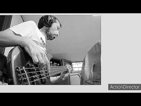 Eduardo De Crescenzo - Vola ( Tullio Ippodamia bass cover )