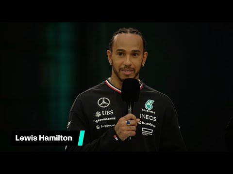 Lewis Hamilton, George Russell en Toto Wolff over de nieuwe Mercedes W15