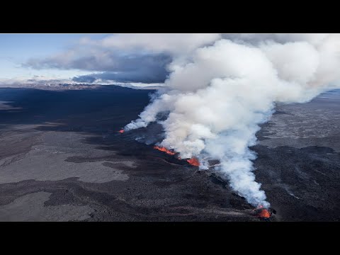 Iceland Volcanic Update - The Fissure Eruption Continues To Grow As Two Main Eruptive Areas Merge