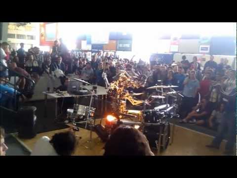 CAMPUS PARTY EUROPE 2012 awesome pneumatic drummer 2