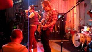 Weezer (live from Times Square) - end of Beverly Hills and most of Trippin&#39; Down the Freeway