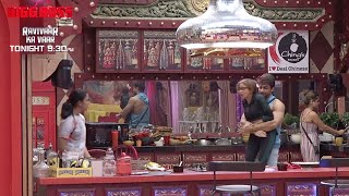 Download lagu Bigg Boss 16 PROMO: Shalin Ne Utaya Tina Ko Goad Mein, Nimrit-Sumbul Hue Shocked | BB 16 mp3