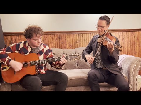 Jason Anick and Henry Acker (Violin and Guitar Duet) - "J'attendrai"