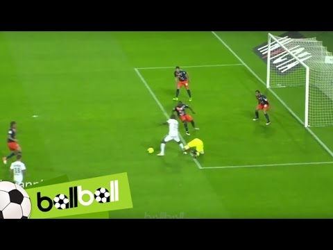 OMG - Is this Miss of The Season - Giovanni Sio with an absolute shocker!