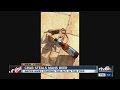 WATCH: Crab steals man's beer WATCH: Crab steals man's beer