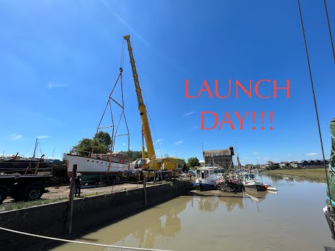 Rebuilding a ferro cement yacht. Counter Stern and Bulwarks! ***EPISODE 26***