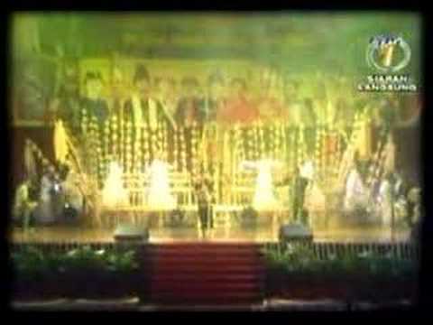 siti, marsha & felix - rumandawi