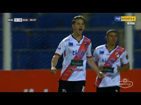 ¡Gol de Nacional Potosí! Cristian Álvarez aprovecha un rebote y anota el primer gol del partido.